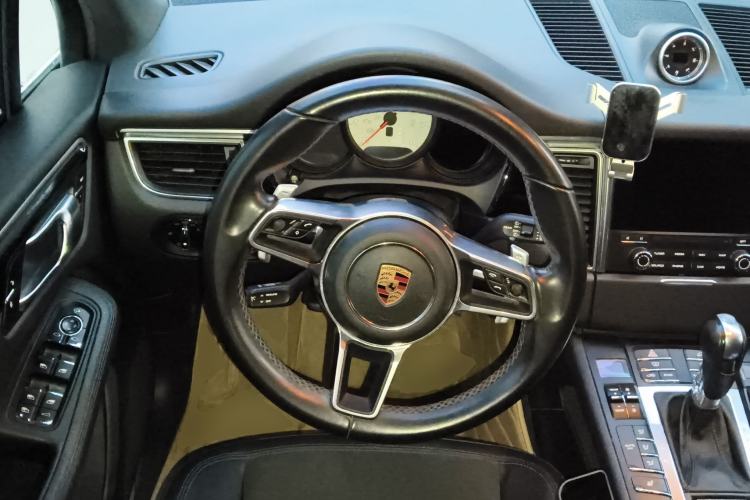 Used Porsche Macan 2017 Macan S 3.0T Steering Wheel