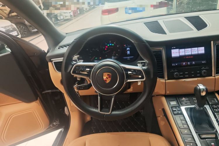 Used Porsche Macan 2017 Macan 2.0T Steering Wheel
