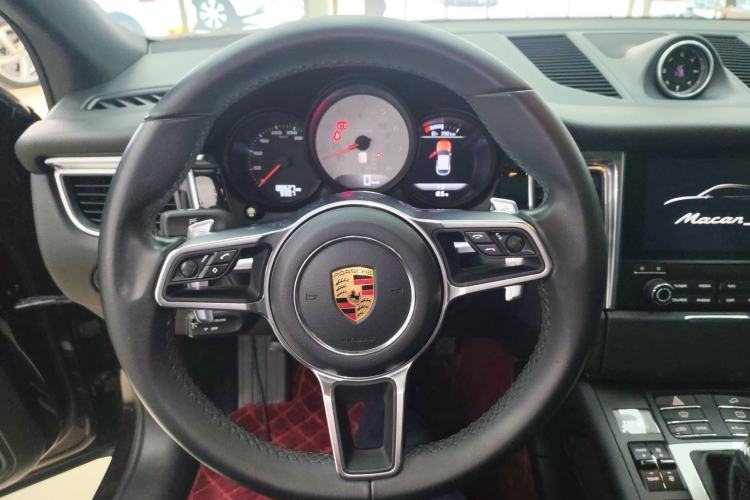 Used Porsche Macan 2017 Macan S 3.0T Steering Wheel