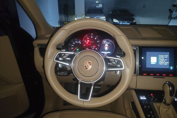 Used Porsche Macan 2017 Macan 2.0T Steering Wheel