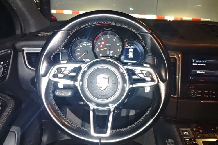 Used Porsche Macan 2017 Macan 2.0T Steering Wheel