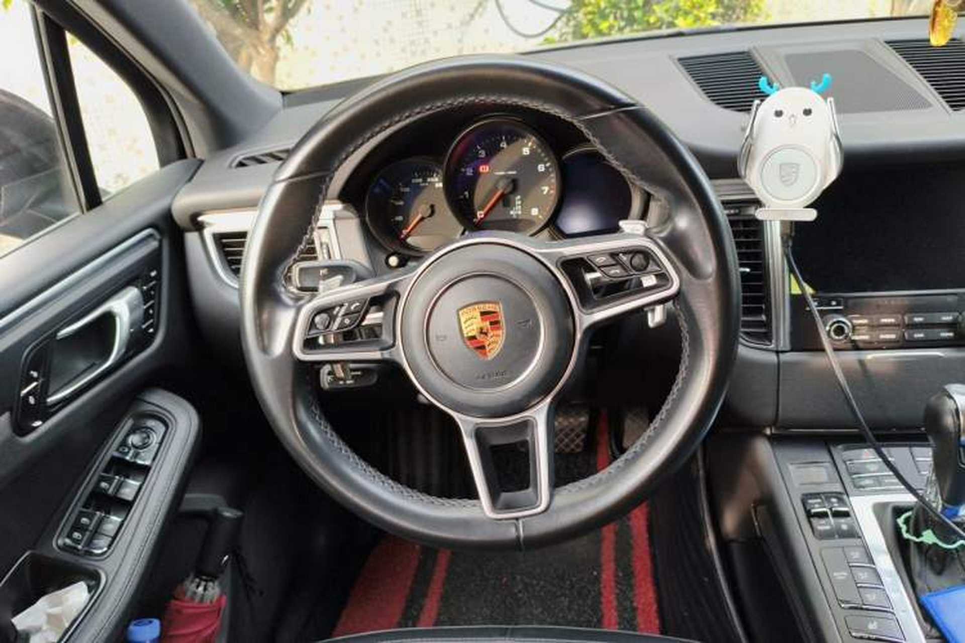 Used Porsche Macan 2017 Macan 2.0T Steering Wheel