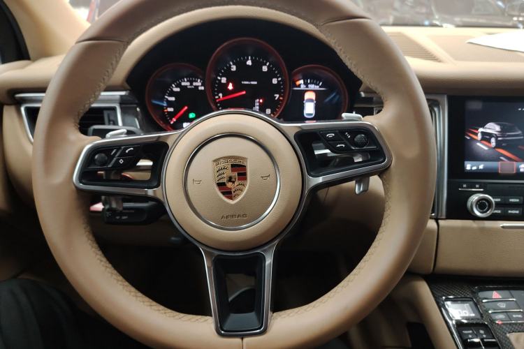 Used Porsche Macan 2017 Macan 2.0T Steering Wheel
