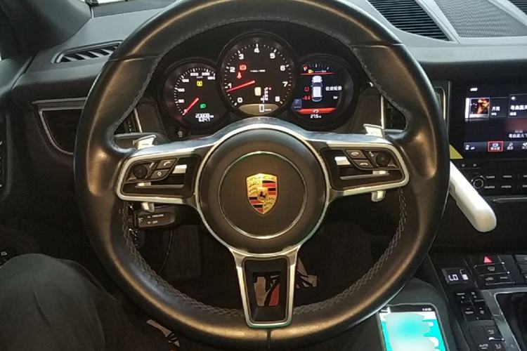 Used Porsche Macan 2017 Macan 2.0T Steering Wheel
