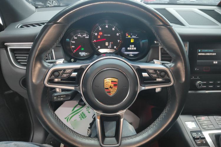 Used Porsche Macan 2017 Macan 2.0T Steering Wheel