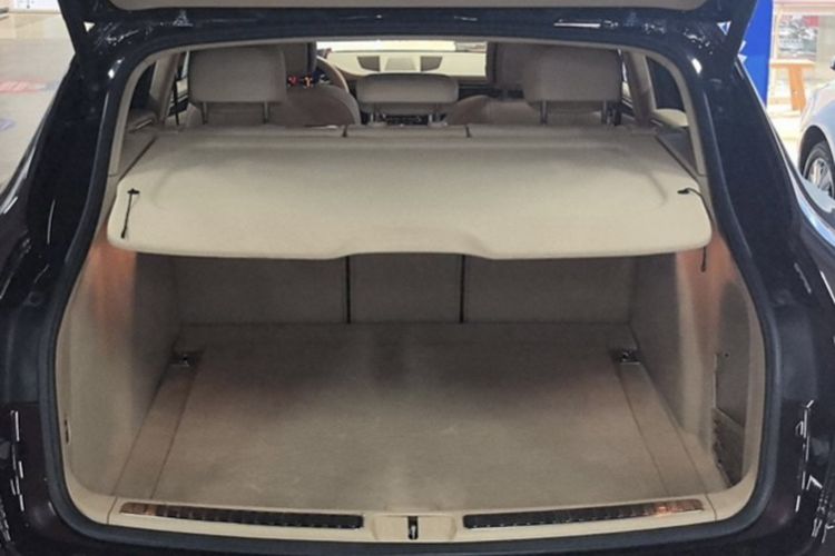 Used Porsche Macan 2017 Macan 2.0T Trunk