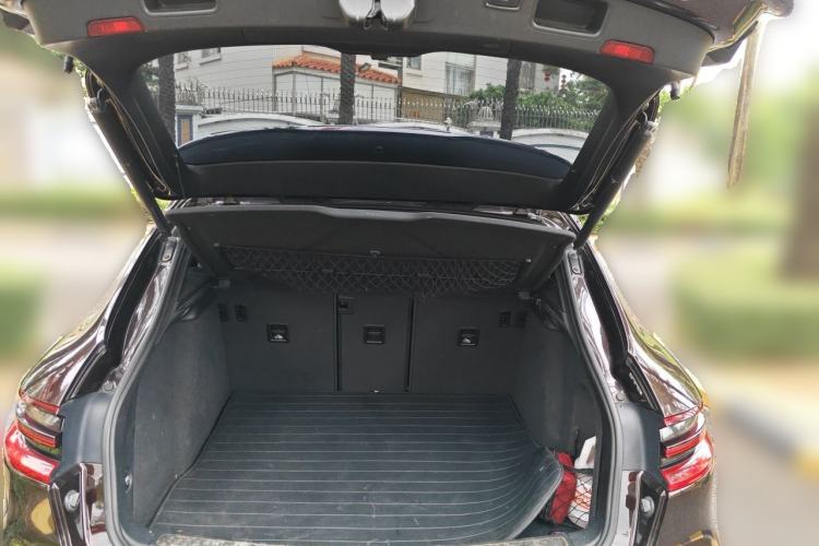Used Porsche Macan 2017 Macan 2.0T Trunk
