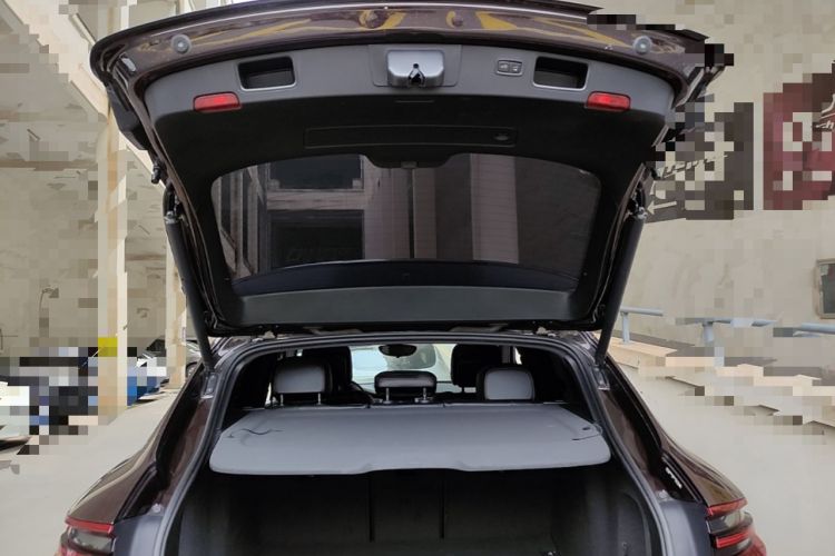 Used Porsche Macan 2017 Macan 2.0T Trunk