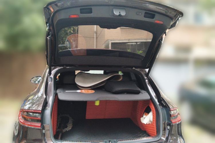 Used Porsche Macan 2017 Macan 2.0T Trunk