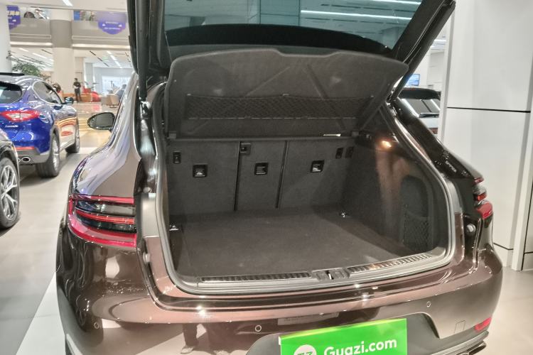 Used Porsche Macan 2017 Macan 2.0T Trunk