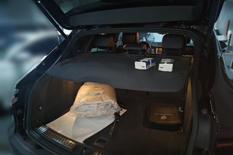 Used Porsche Macan 2017 Macan 2.0T Trunk