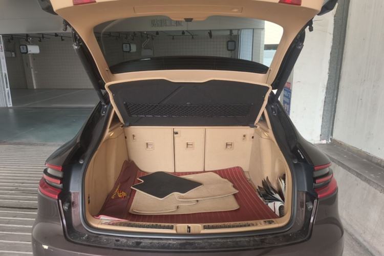 Used Porsche Macan 2017 Macan 2.0T Trunk