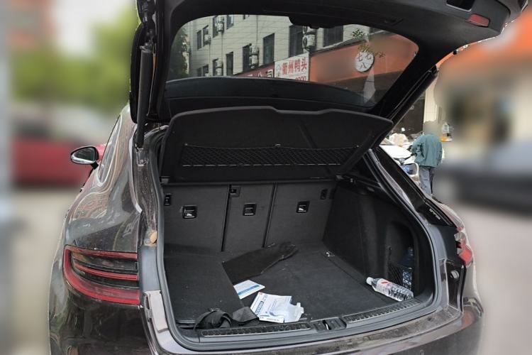 Used Porsche Macan 2017 Macan 2.0T Trunk