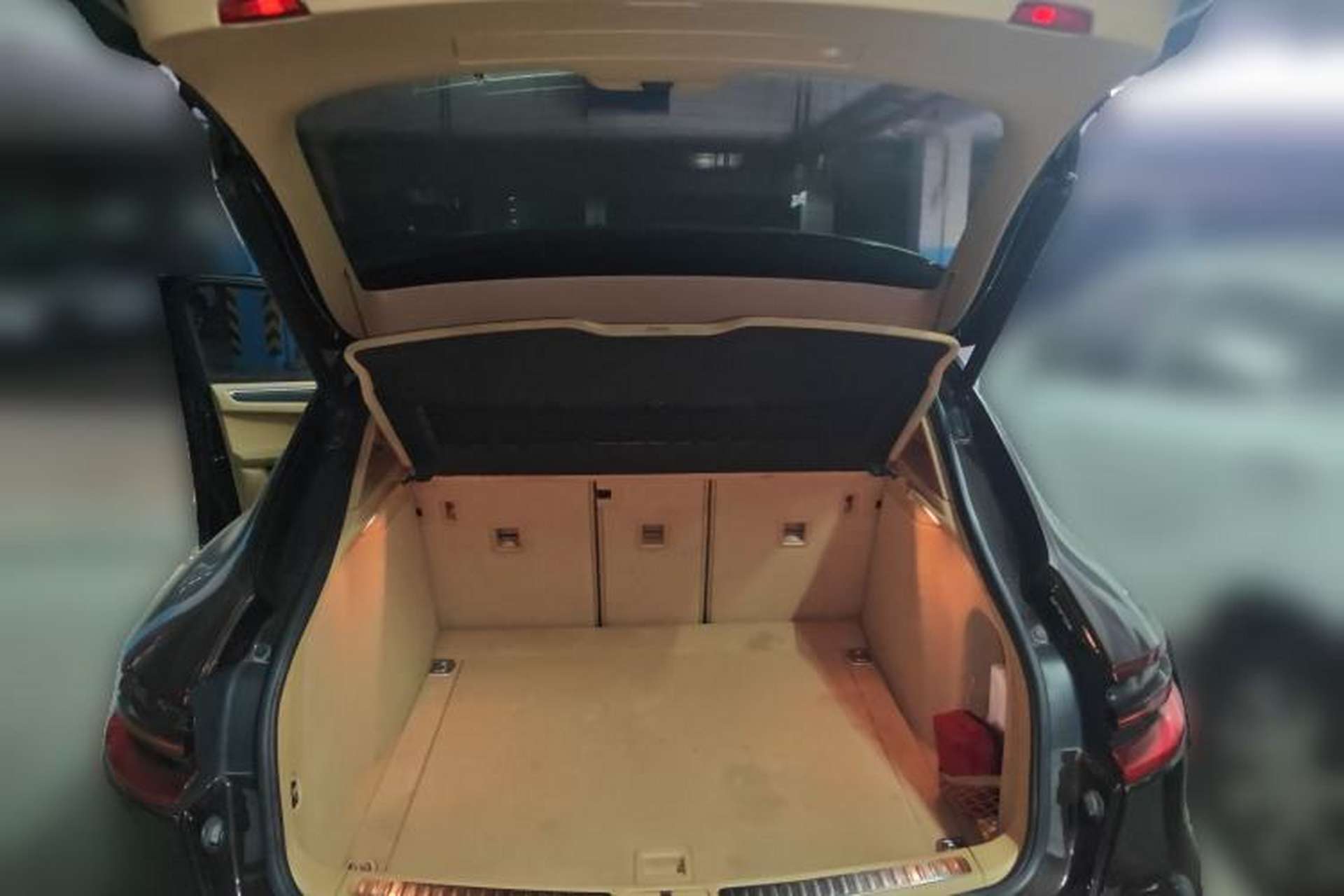 Used Porsche Macan 2017 Macan 2.0T Trunk