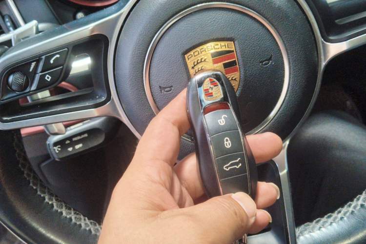 Used Porsche Macan 2017 Macan 2.0T Vehicle Key
