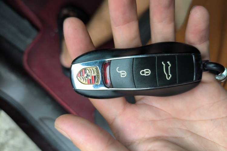 Used Porsche Macan 2017 Macan 2.0T Vehicle Key