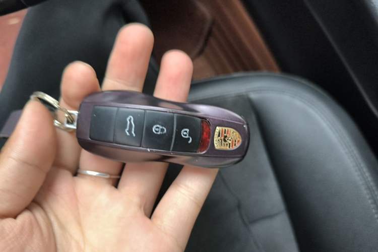 Used Porsche Macan 2017 Macan 2.0T Vehicle Key