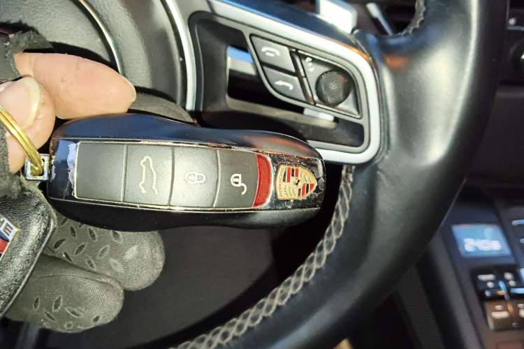 Used Porsche Macan 2017 Macan S 3.0T Vehicle Key