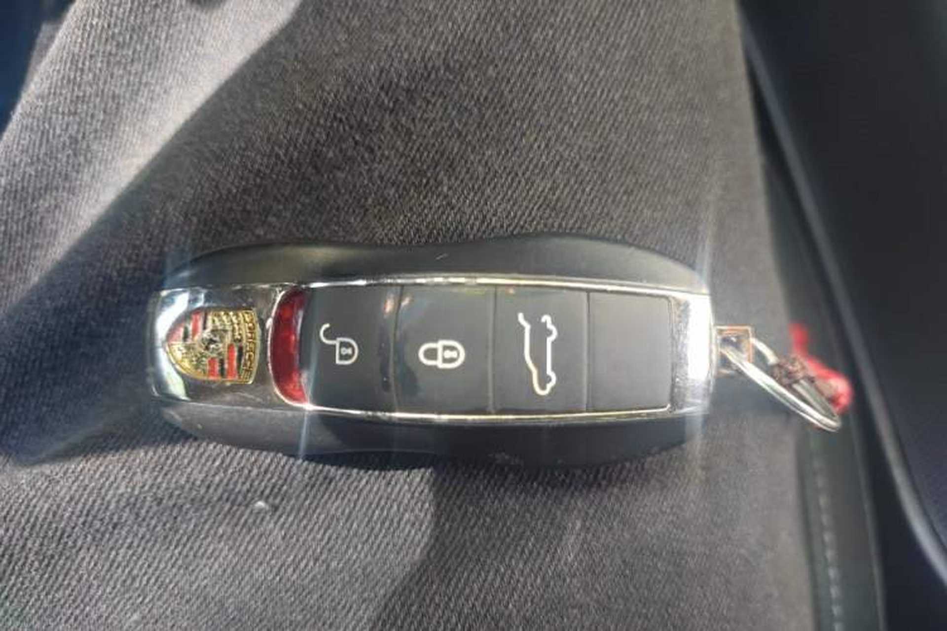 Used Porsche Macan 2017 Macan 2.0T Vehicle Key