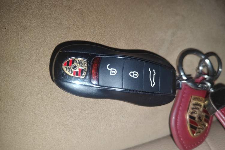 Used Porsche Macan 2017 Macan 2.0T Vehicle Key