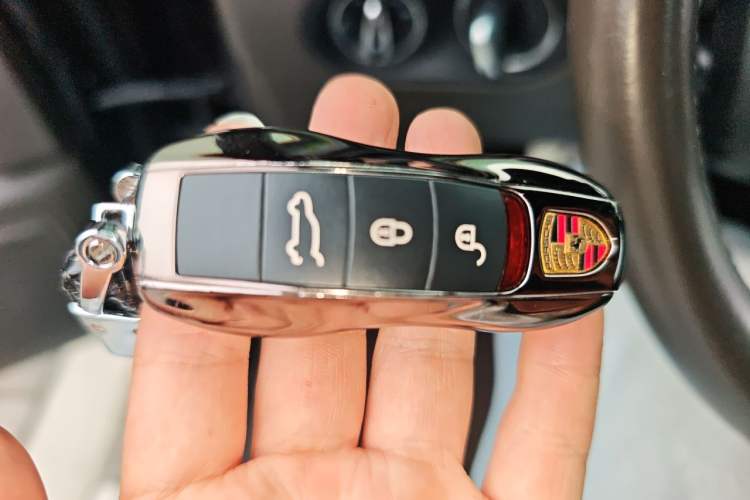 Used Porsche Macan 2017 Macan 2.0T Vehicle Key