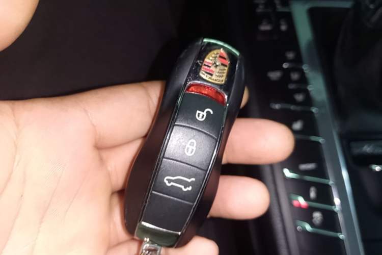 Used Porsche Macan 2017 Macan 2.0T Vehicle Key