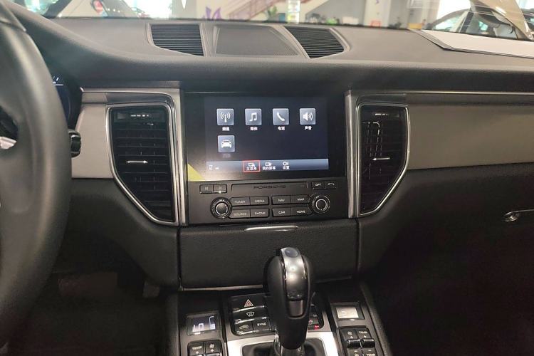 Used Porsche Macan 2017 Macan 2.0T Audio And AC Panel