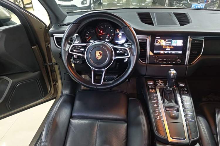 Used Porsche Macan 2017 Macan 2.0T Audio And AC Panel