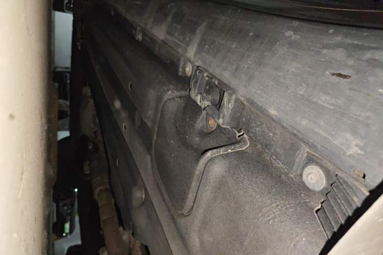 Used Porsche Macan 2017 Macan 2.0T Chassis Rear Left
