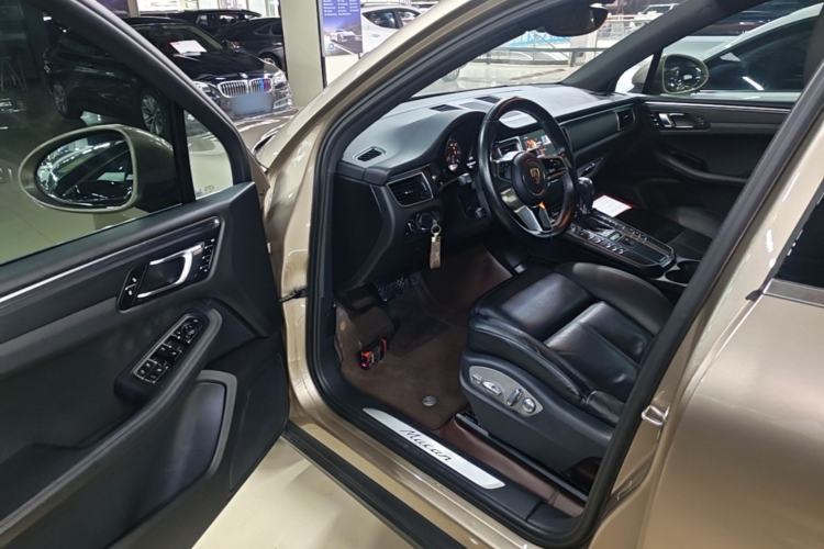 Used Porsche Macan 2017 Macan 2.0T Driver Seat