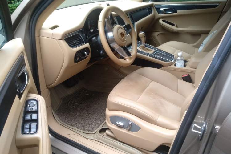 Used Porsche Macan 2017 Macan 2.0T Driver Seat