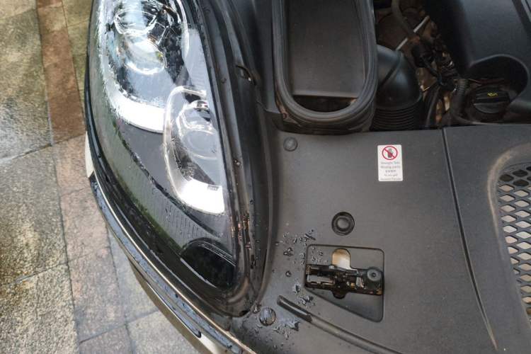 Used Porsche Macan 2017 Macan 2.0T Engine Bay Right