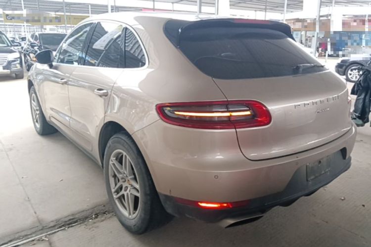 Used Porsche Macan 2017 Macan 2.0T Exterior 2