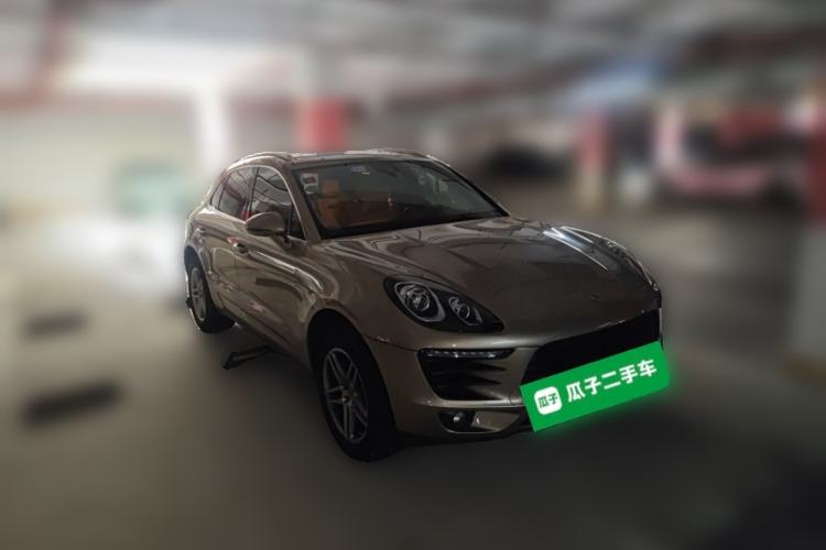 Used Porsche Macan 2017 Macan 2.0T Exterior 2