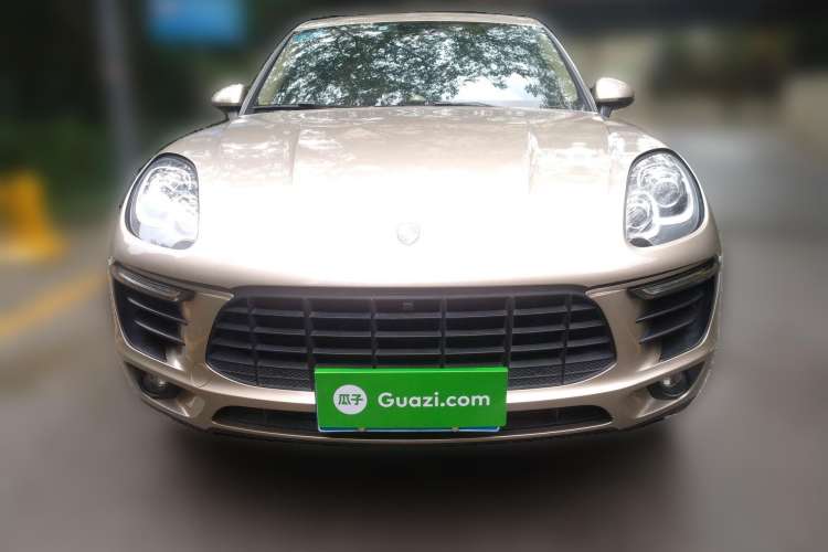 Used Porsche Macan 2017 Macan 2.0T Front
