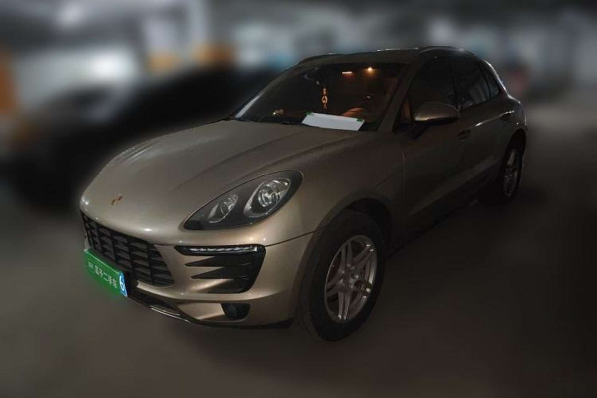 Used Porsche Macan 2017 Macan 2.0T Front Left 45 Deg