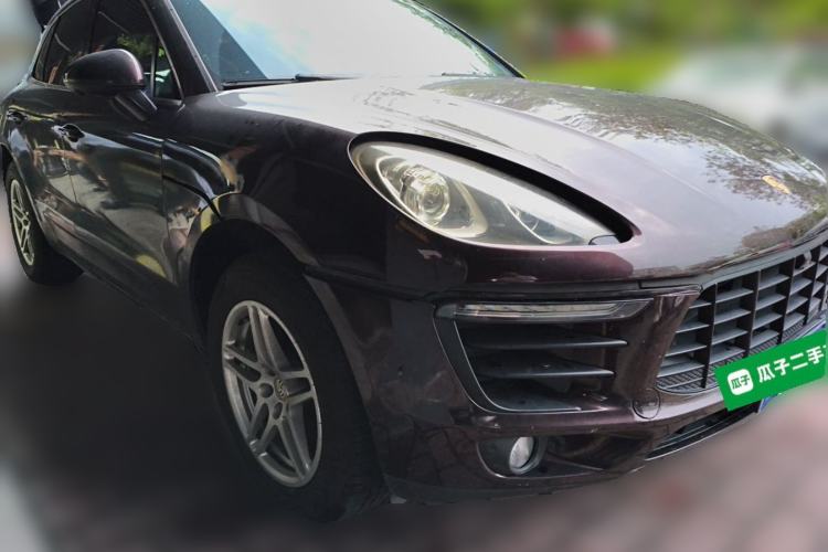 Used Porsche Macan 2017 Macan 2.0T Front Right 45 Deg