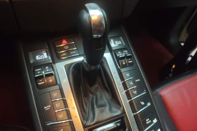 Used Porsche Macan 2017 Macan S 3.0T Gear Lever