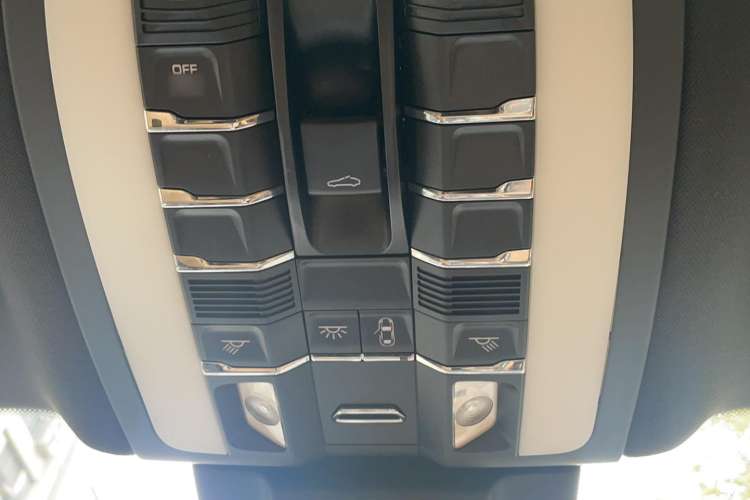 Used Porsche Macan 2017 Macan 2.0T Headliner