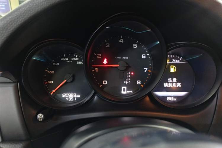 Used Porsche Macan 2017 Macan 2.0T Instrument Cluster
