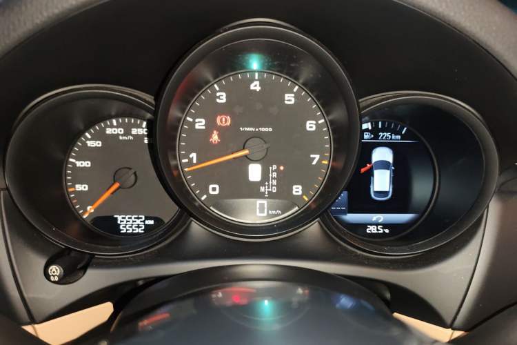 Used Porsche Macan 2017 Macan 2.0T Instrument Cluster