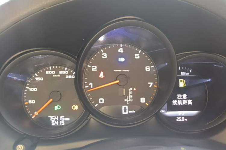 Used Porsche Macan 2017 Macan 2.0T Instrument Cluster