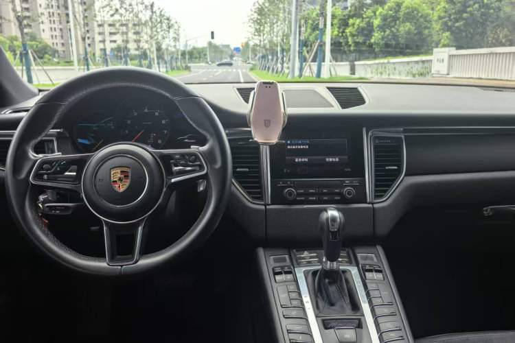 Used Porsche Macan 2017 Macan 2.0T Instrument Cluster