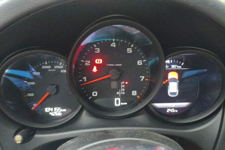 Used Porsche Macan 2017 Macan 2.0T Instrument Cluster
