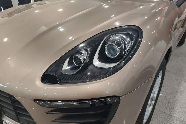 Used Porsche Macan 2017 Macan 2.0T Left Front Headlight