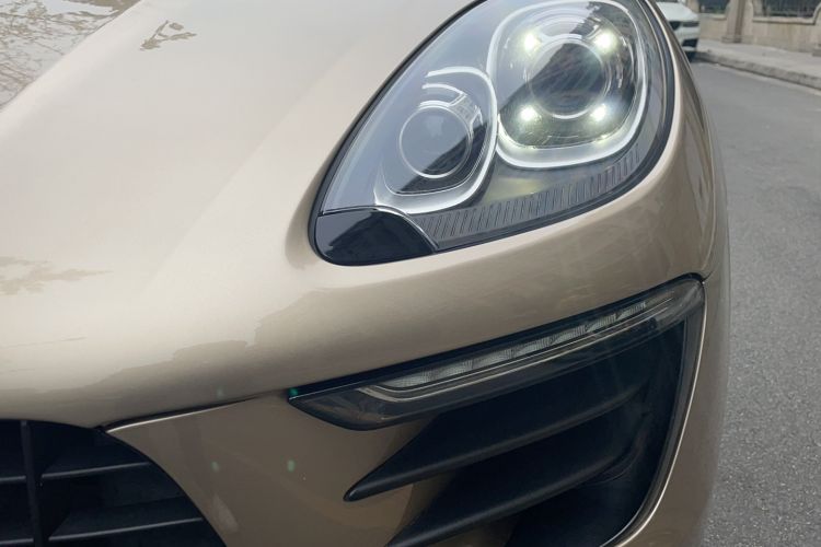 Used Porsche Macan 2017 Macan 2.0T Left Front Headlight