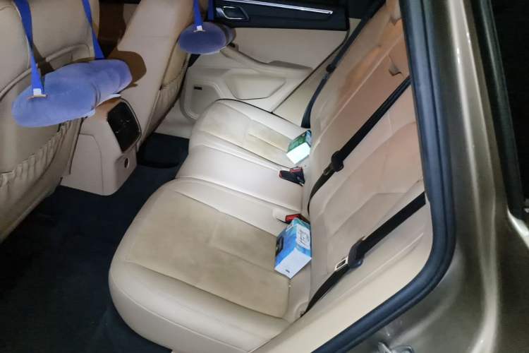 Used Porsche Macan 2017 Macan 2.0T Left Rear Seat