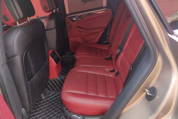 Used Porsche Macan 2017 Macan GTS 3.0T Left Rear Seat