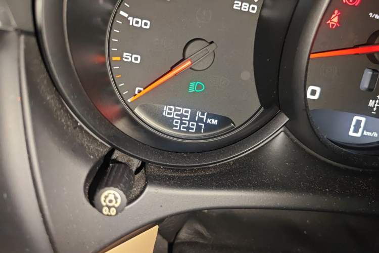 Used Porsche Macan 2017 Macan 2.0T Odometer Close Up