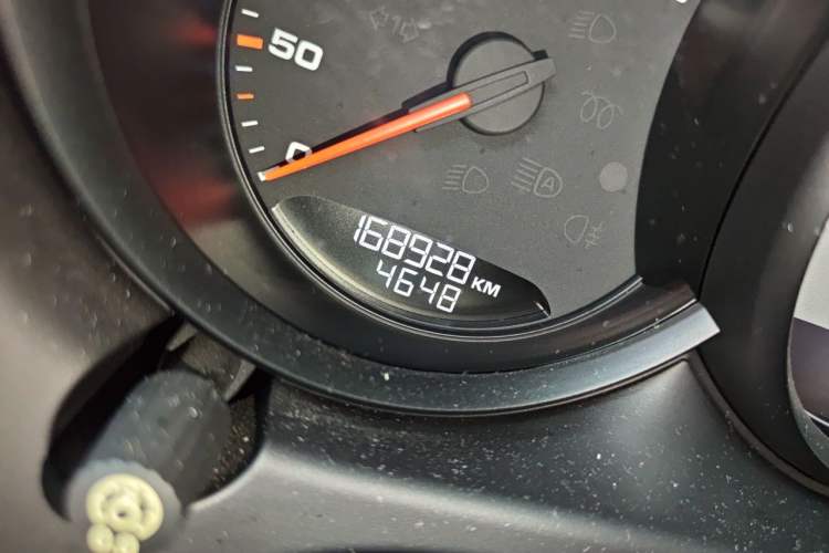 Used Porsche Macan 2017 Macan S 3.0T Odometer Close Up